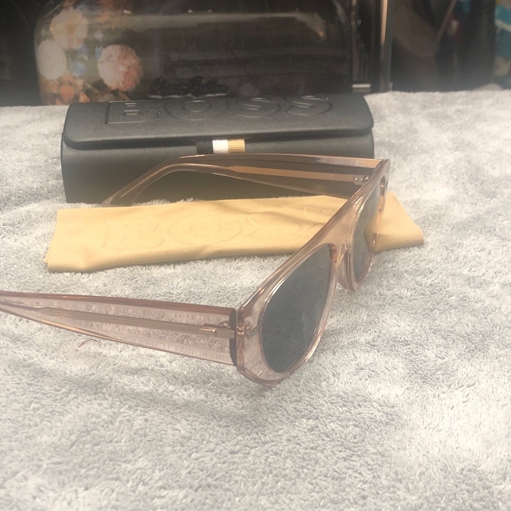 Boss Pink Full Rim Sunglasses - Picture 4 of 5